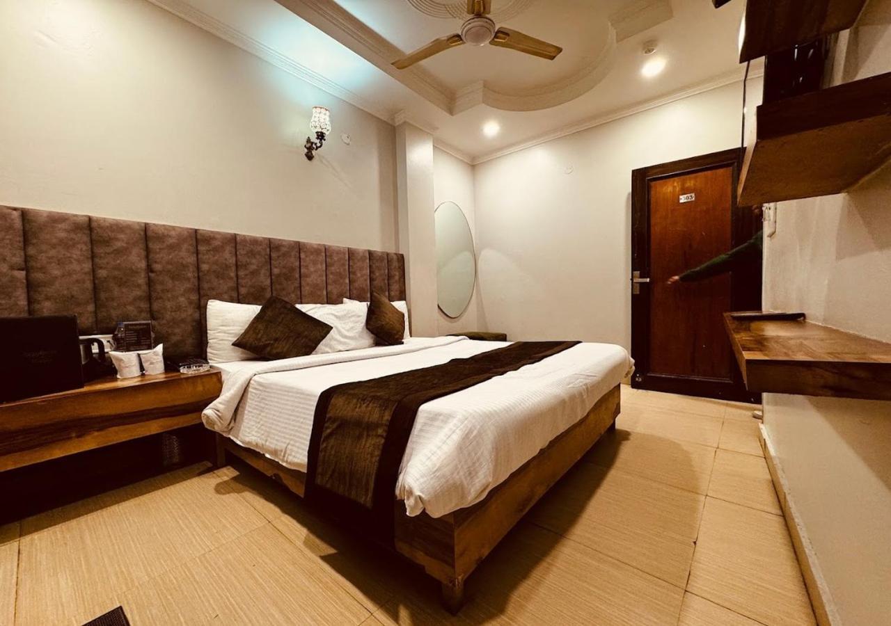 Hotel Jai Balaji, Paharganj, New Delhi Railway Station エクステリア 写真