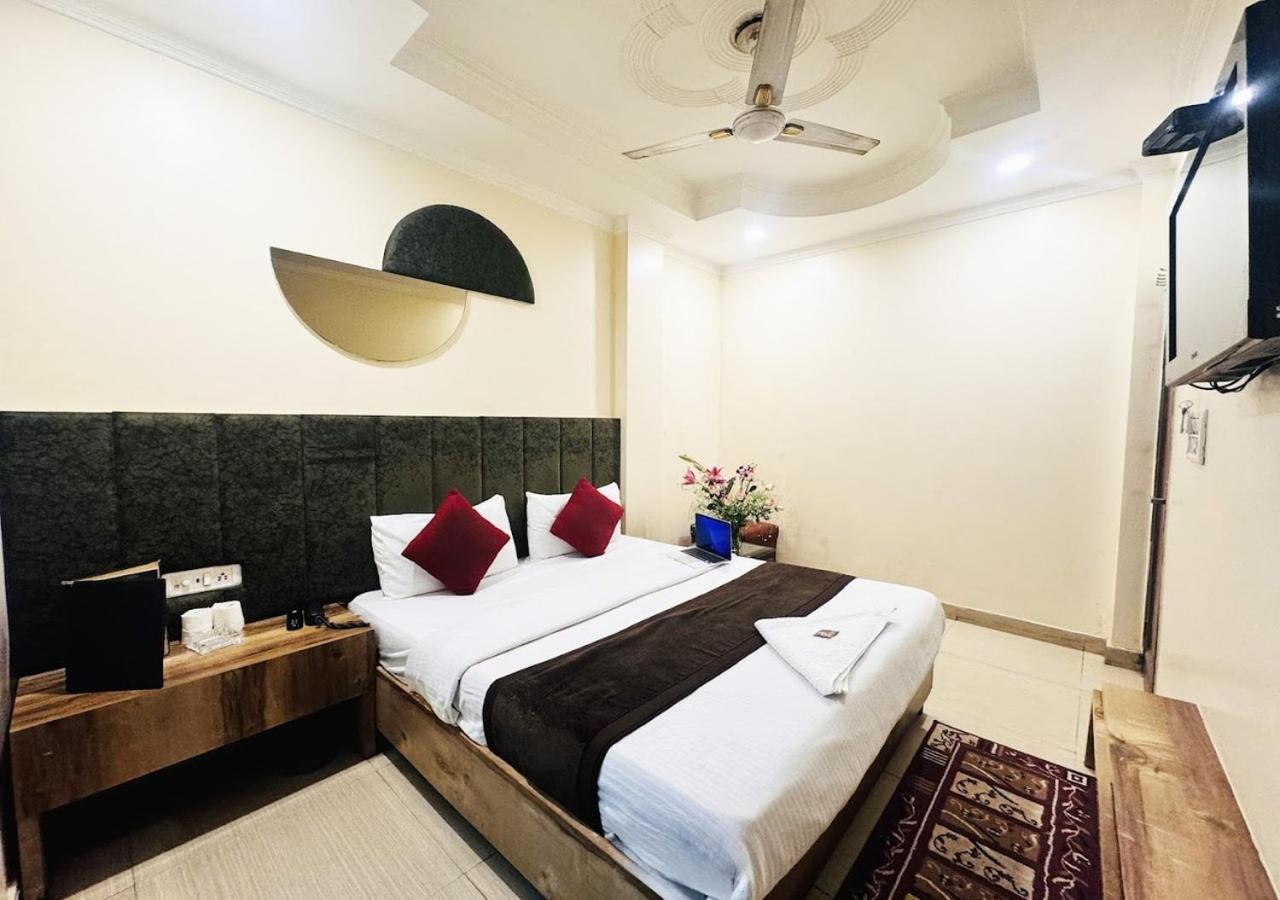Hotel Jai Balaji, Paharganj, New Delhi Railway Station エクステリア 写真
