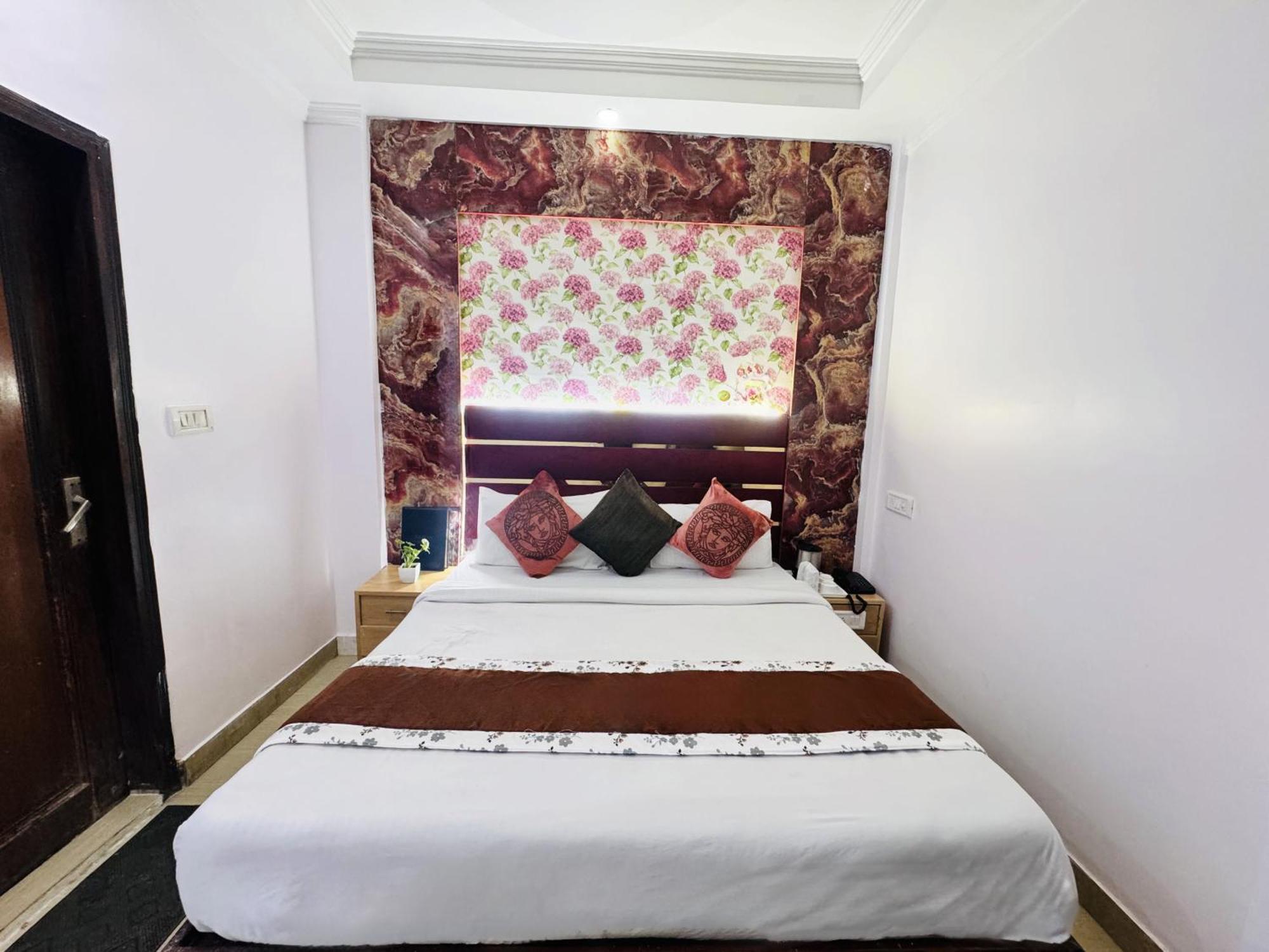 Hotel Jai Balaji, Paharganj, New Delhi Railway Station エクステリア 写真