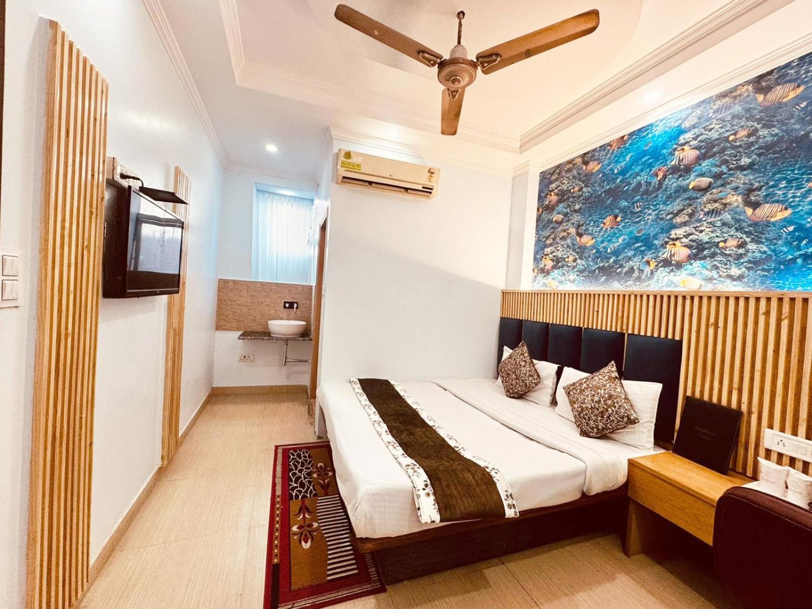 Hotel Jai Balaji, Paharganj, New Delhi Railway Station エクステリア 写真