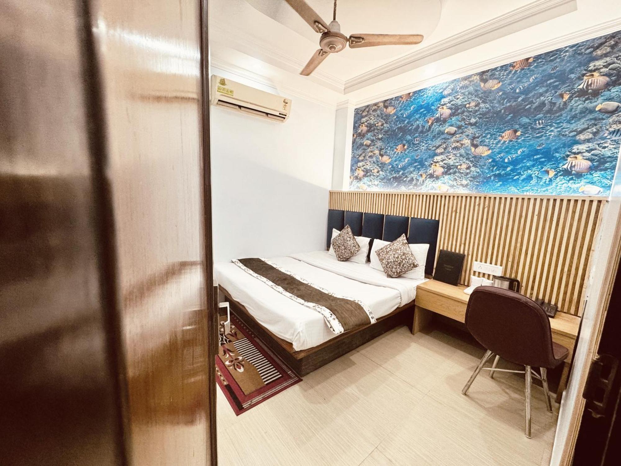 Hotel Jai Balaji, Paharganj, New Delhi Railway Station エクステリア 写真