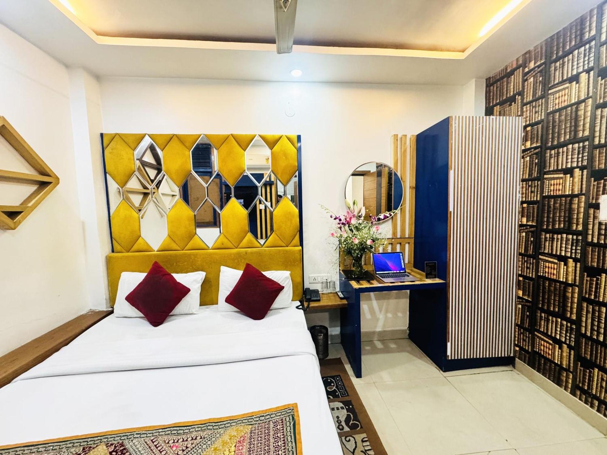 Hotel Jai Balaji, Paharganj, New Delhi Railway Station エクステリア 写真