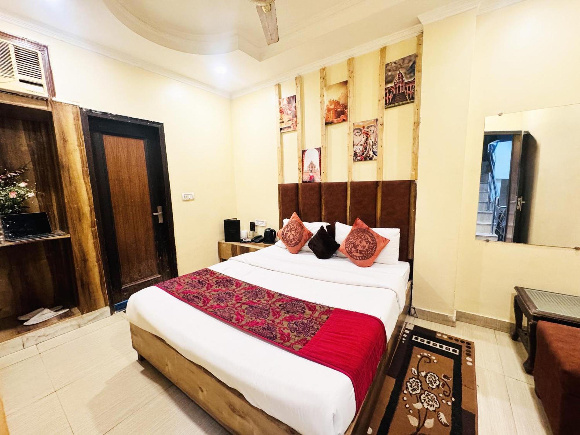 Hotel Jai Balaji, Paharganj, New Delhi Railway Station エクステリア 写真