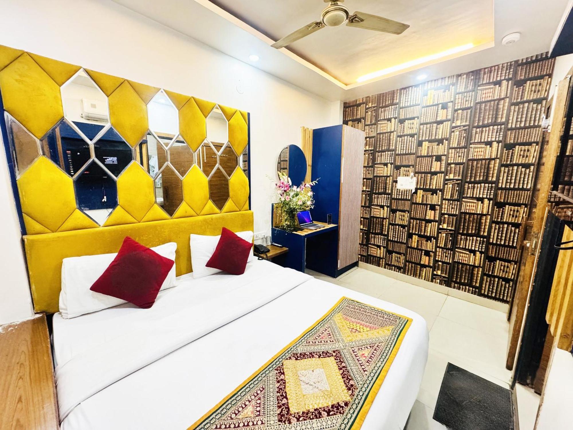 Hotel Jai Balaji, Paharganj, New Delhi Railway Station エクステリア 写真